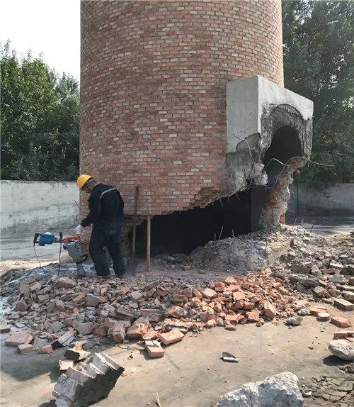 砖烟囱定向拆除